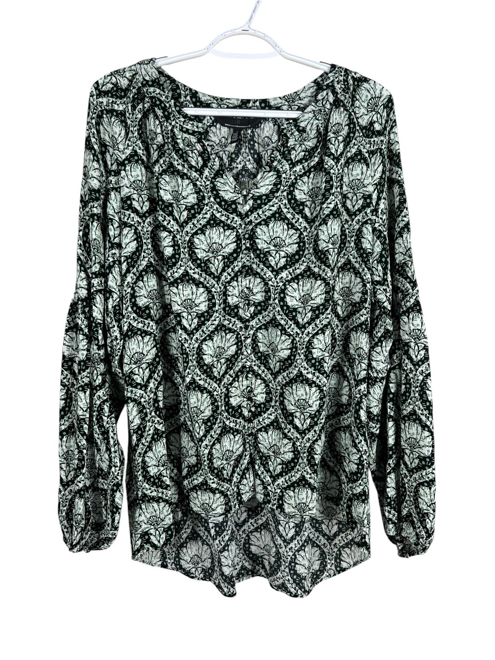 WHBM WHITE HOUSE BLACK MARKET mint & black floral v-neck blouse size MEDIUM